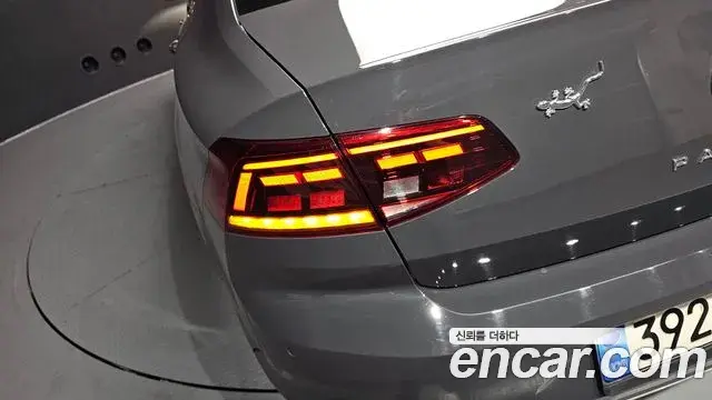 Volkswagen Passat GT 2021 — Şəkil 9/30