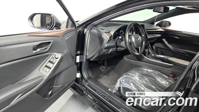 Toyota Avalon 2019 — Şəkil 19/20