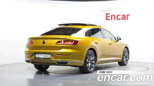 Volkswagen Arteon 2020 — ფოტო 14/34