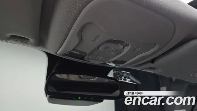 Jeep Renegade 2018 — Фото 18/20