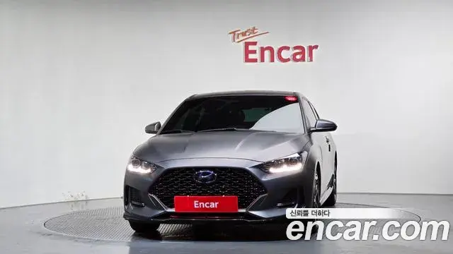 Hyundai Veloster 2019 — Şəkil 28/30