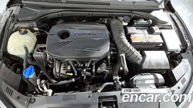 Hyundai Veloster 2019 — Şəkil 21/30