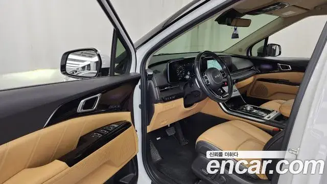 Kia Carnival 2021 — Фото 10/20
