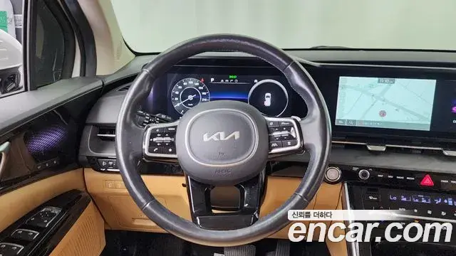 Kia Carnival 2021 — Фото 13/20