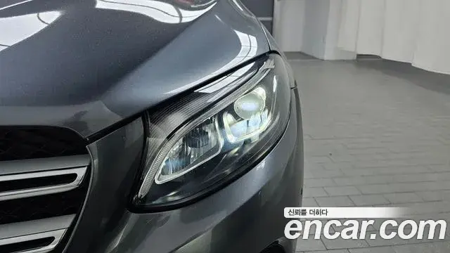 Mercedes-Benz GLC-Class 2018 — ფოტო 13/31