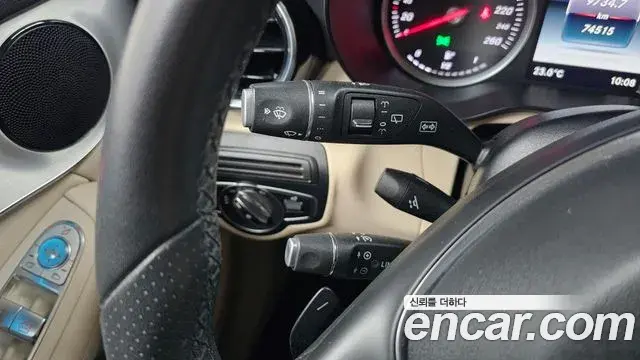 Mercedes-Benz GLC-Class 2018 — ფოტო 18/31