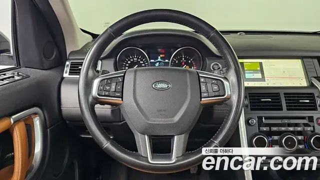 Land Rover Discovery Sport 2018 — Фото 14/20