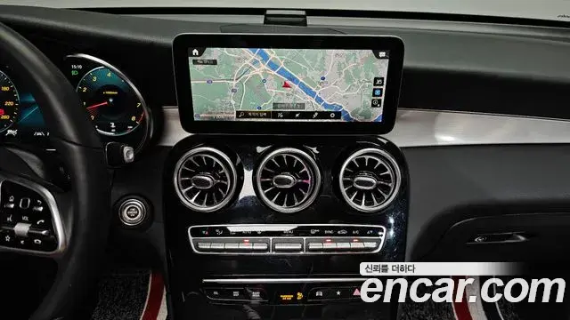 Mercedes-Benz GLC-Class 2020 — Фото 13/20