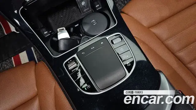 Mercedes-Benz GLC-Class 2020 — ფოტო 31/37