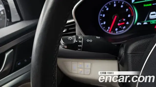 Genesis G70 2019 — Şəkil 17/34