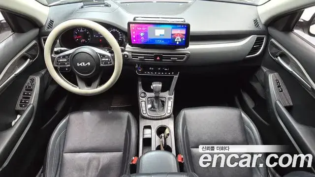 Kia Seltos 2020 — ფოტო 9/20
