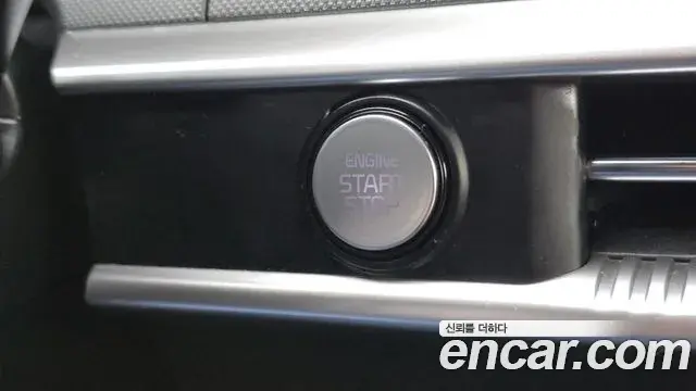 Kia K5 2021 — Photo 13/30