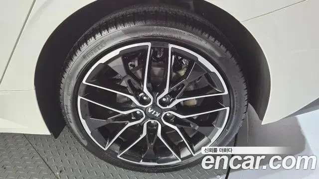 Kia K5 2021 — Photo 27/30