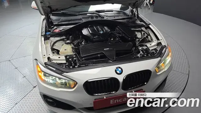 BMW 1 Series 2018 — Photo 12/31