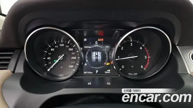 Land Rover Range Rover Evoque 2018 — ფოტო 30/34