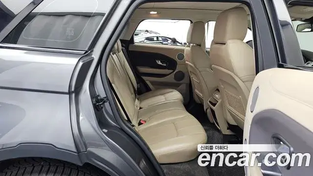 Land Rover Range Rover Evoque 2018 — ფოტო 16/34