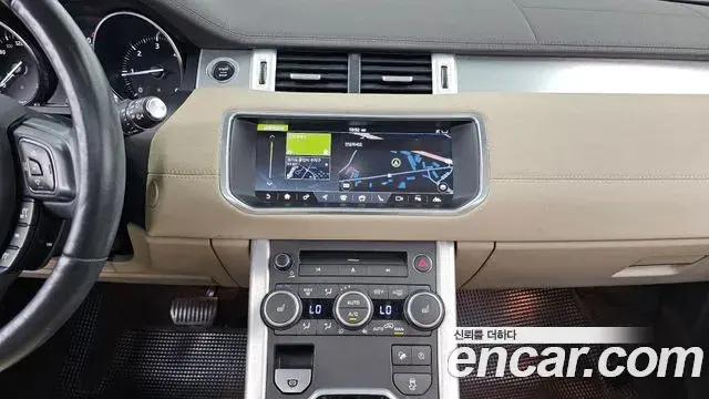 Land Rover Range Rover Evoque 2018 — ფოტო 31/34