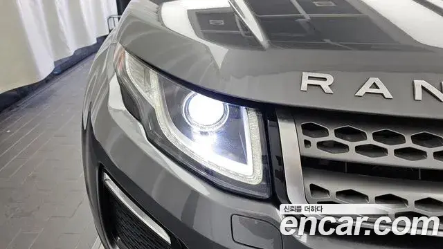 Land Rover Range Rover Evoque 2018 — ფოტო 4/34