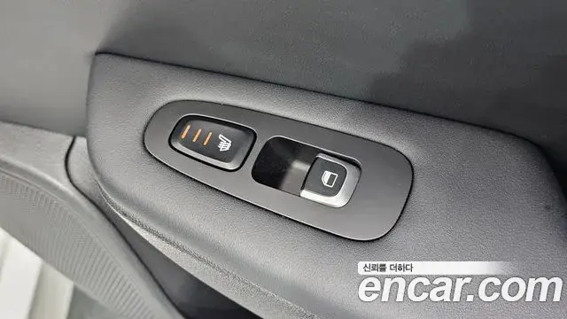 Kia Stinger 2018 — Şəkil 19/30
