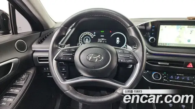 Hyundai Sonata Hybrid 2021 — ფოტო 20/34