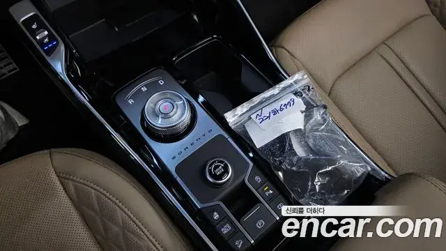 Kia Sorento 2024 — Şəkil 1/37