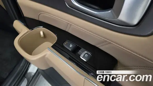 Kia Sorento 2024 — Şəkil 18/37