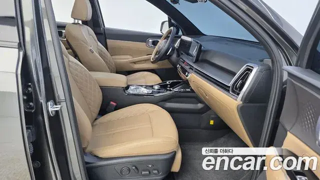 Kia Sorento 2024 — Şəkil 32/37