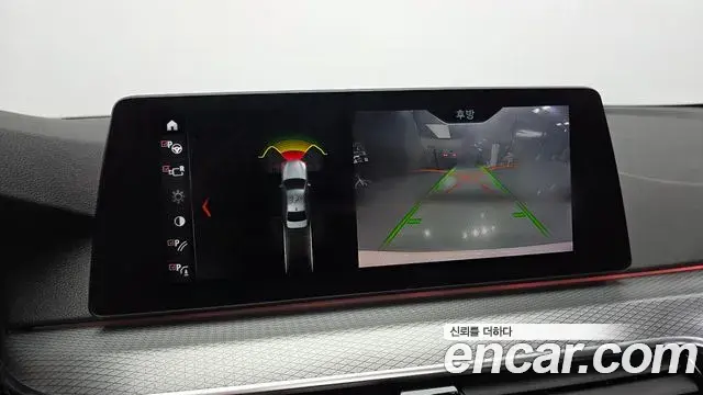 BMW 5 Series 2018 — Фото 15/20