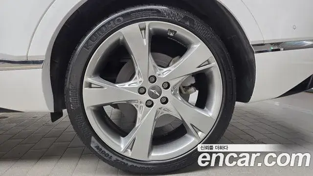 Genesis GV80 2022 — Photo 24/37