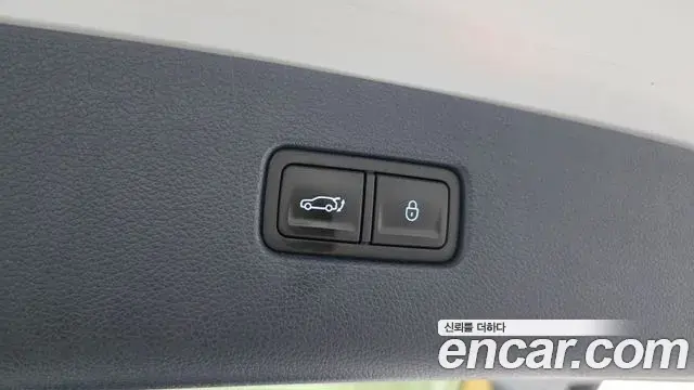 Genesis GV80 2022 — Photo 15/37