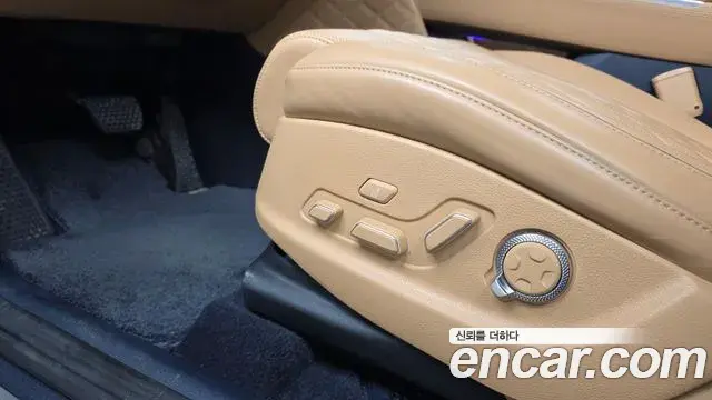 Genesis GV80 2022 — Photo 27/37