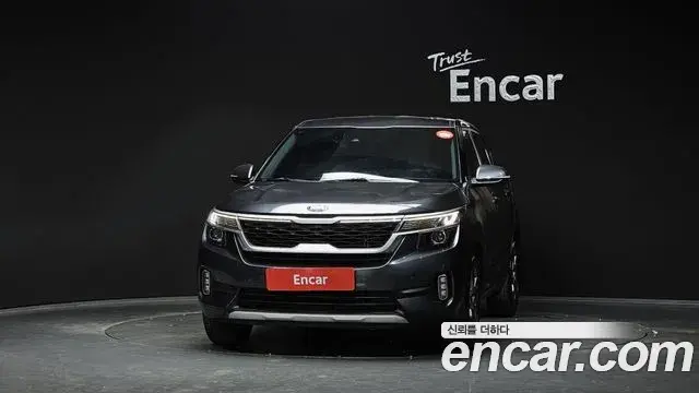 Kia Seltos 2020 — ფოტო 17/20
