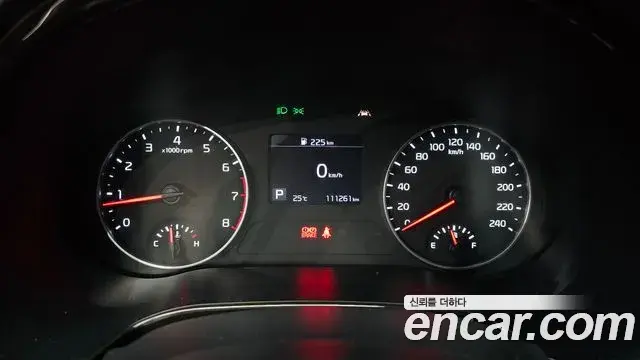 Kia Seltos 2020 — ფოტო 10/20