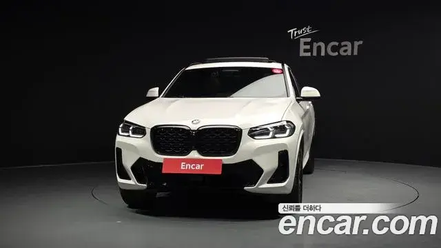 BMW X4 2022 — Şəkil 8/36