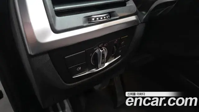 BMW X4 2022 — Şəkil 22/36