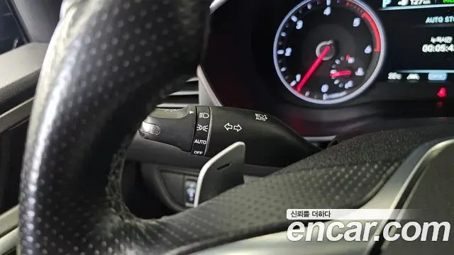 Genesis G70 2018 — Şəkil 18/33