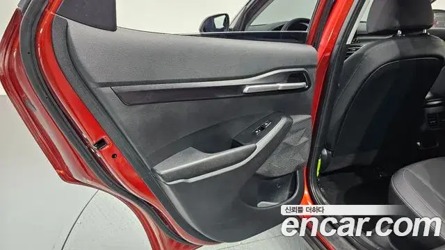 Kia Seltos 2021 — ფოტო 23/30