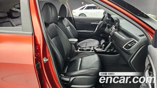 Kia Seltos 2021 — ფოტო 24/30