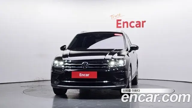 Volkswagen Tiguan 2018 — Фото 3/20