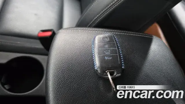 Kia Sportage The Bold 2019 — ფოტო 22/34