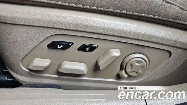 Kia K8 2022 — Şəkil 27/34