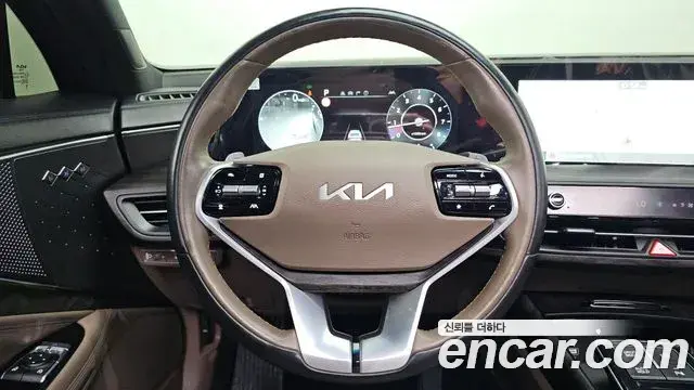 Kia K8 2022 — Şəkil 33/34