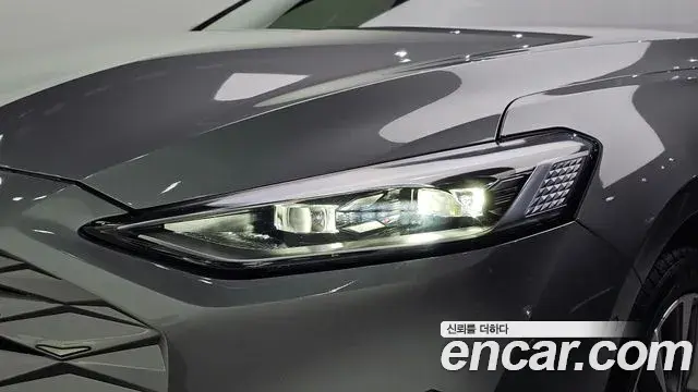 Kia K8 2022 — Şəkil 25/34