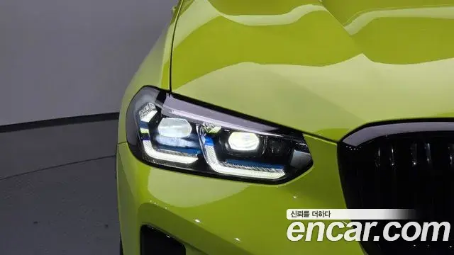 BMW X4M 2022 — ფოტო 27/32