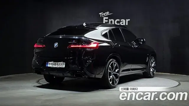 BMW X4 2023 — Şəkil 18/32