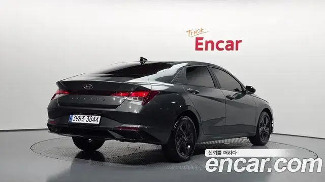 Hyundai The New Avante Hybrid 2022 — ფოტო 8/20