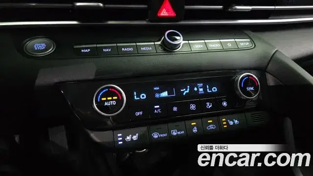 Hyundai The New Avante Hybrid 2022 — ფოტო 17/20