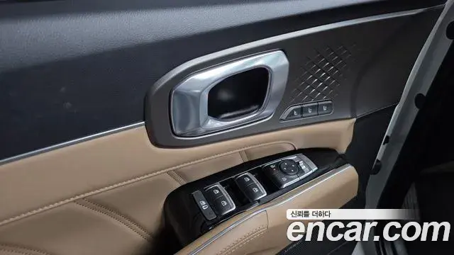 Kia Sorento 2024 — Фото 14/20