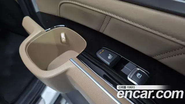 Kia Sorento 2024 — Фото 19/20
