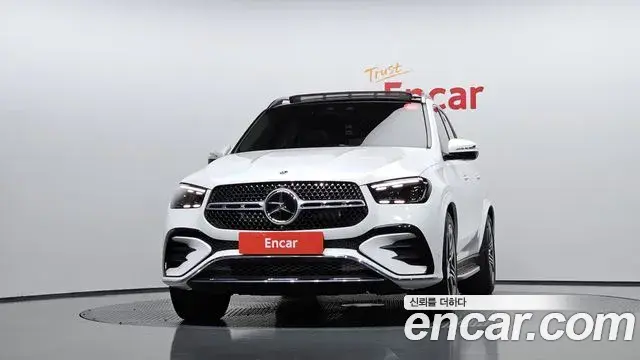 Mercedes-Benz GLE-Class 2023 — ფოტო 33/34